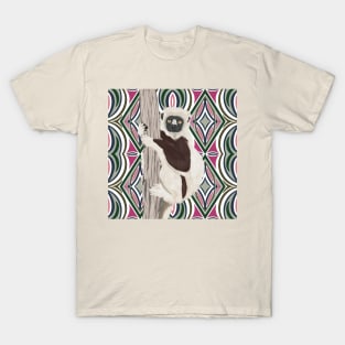 Sifika Lemur Portrait | Lemur Lover Gift Idea T-Shirt